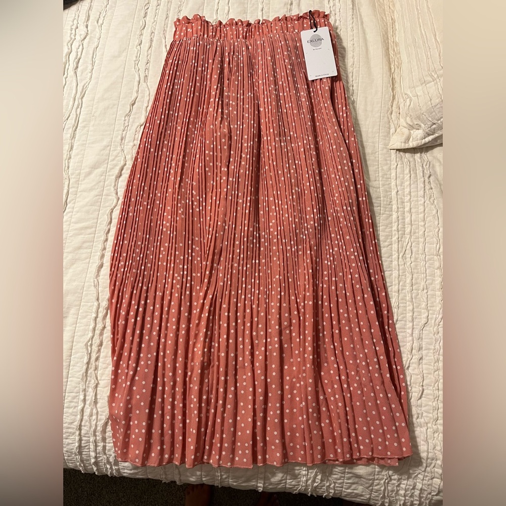 Pleated Pink Polka Dot Skirt NWT